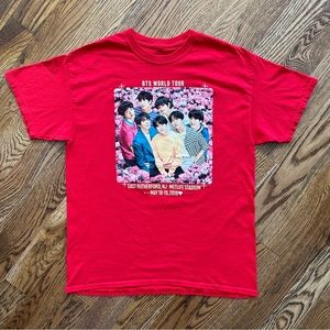 BTS - Love Yourself Speak Yourself Tour - Metlife Exclusive Red T-Shirt - Size L